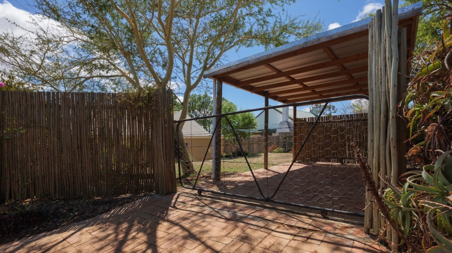 2 Bedroom Property for Sale in Napier Western Cape